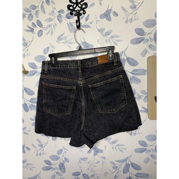 BDG A-Line Shorts Size 28 - Picture 4 of 7